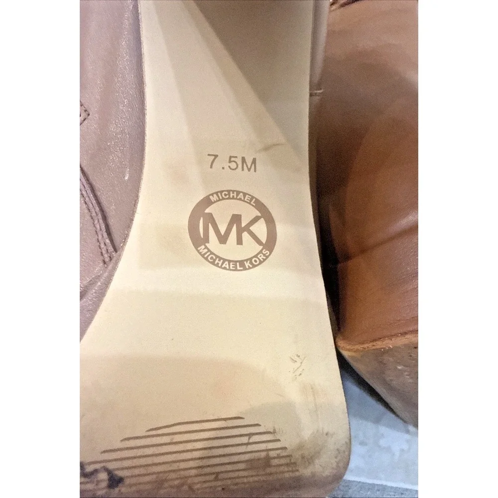 Michael Kors Parker LEATHER PLATFORM HEEL BOOTS Sz 7.5 Luggage Brown Bootie Shoe